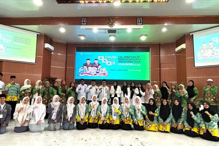 Tiga Delegasi MAN 3 Tapin Ikuti Pembukaan OMI Tingkat Provinsi Kalimantan Selatan 2026
